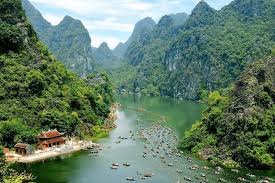 Gorgeous Tour of Bikes and Hikes in Northern Vietnam 14 Days